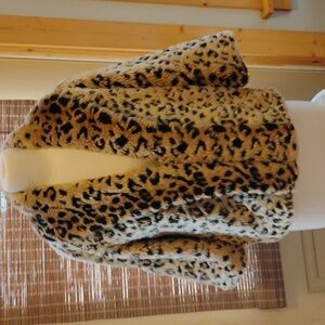 Billabong Faux Fur coat M